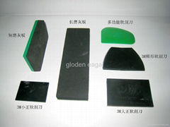 Black Plastic Spreader