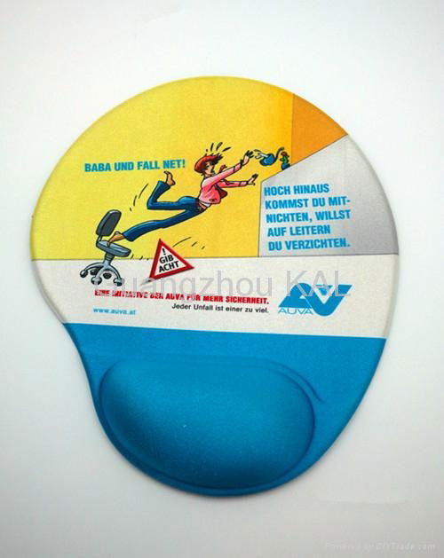 2012 most hot product :hand rest mouse pad 2