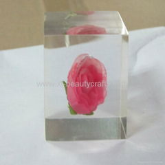 Beauty flower Acrylic /Crystal  Cube /Paperweight for decoration 