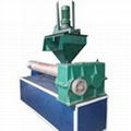 Automatic feeder for plastic recycling  1