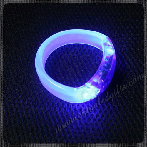 led bracelet 3