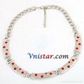 Rhodium plated fashion necklace VN012-2 with lobster clasp and red stones