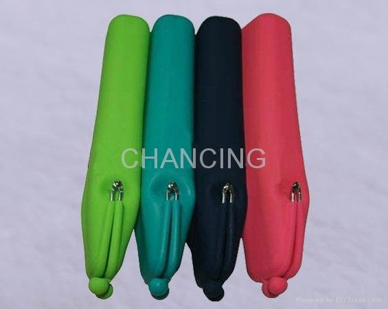 2012 New fashion waterproof silicone umbrella holder 3