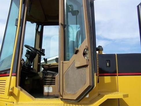 Used CAT 924F LOADER 4