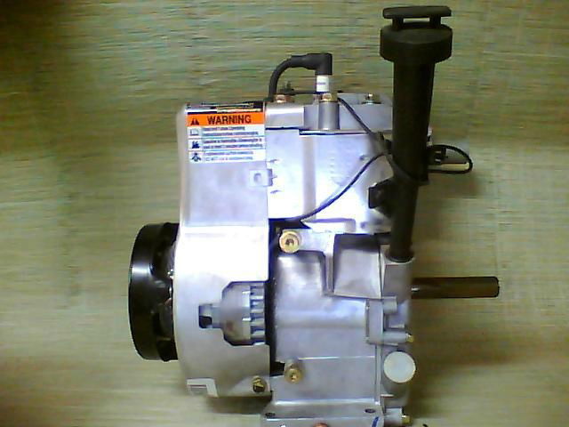 B & S-6.5HP vertical shaft engine snow-specific  5