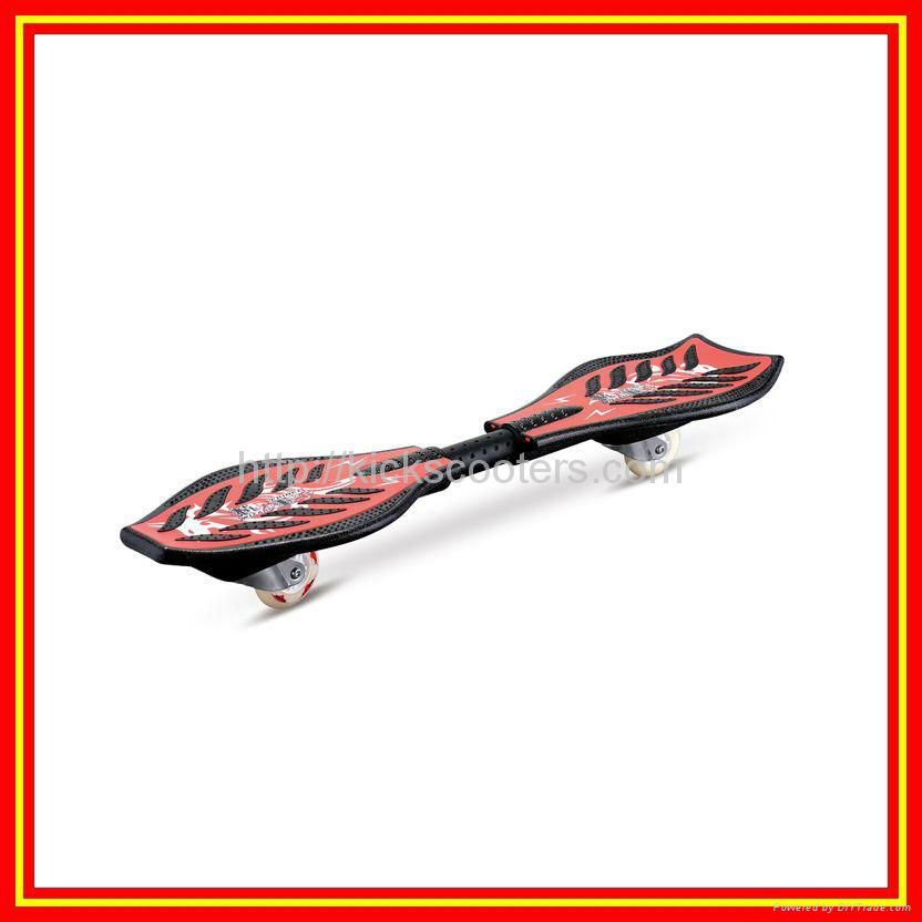 Skate Board Wave Skateboard PU Flashing Wheel Steel Fork 4