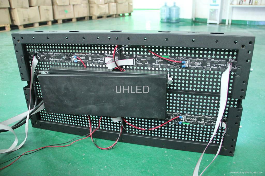 UH Indoor Mesh P12.5 LED screen light weight 4