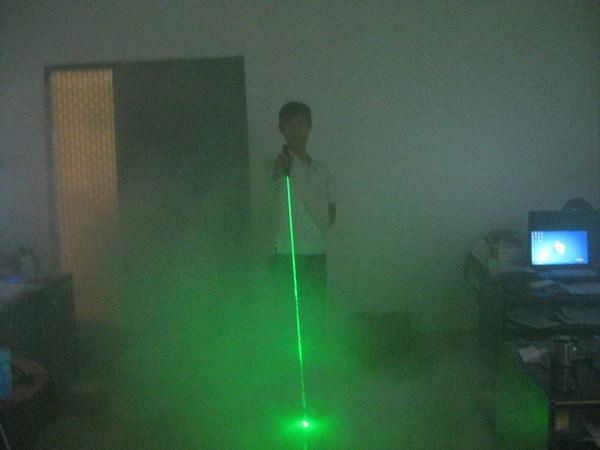 Dual Direction 532nm Green Laser Sword for laser man show (532nm 100mw double-he 3