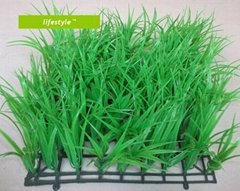  Artificial plastic grass mat 
