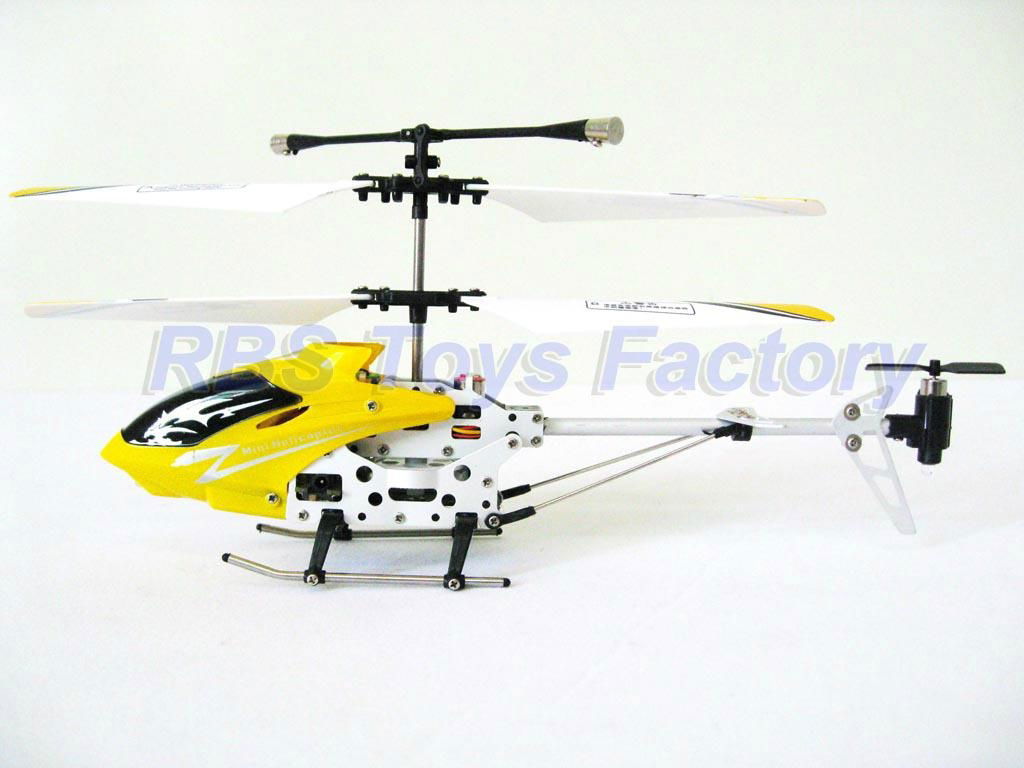 3.5 channel mini R/C helicopter  2