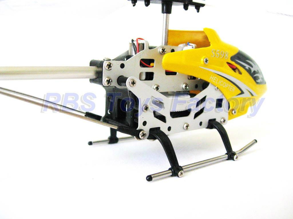 3.5 channel mini R/C helicopter  3