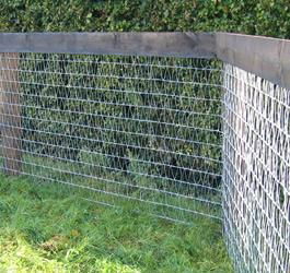 Offer Roll Lehgth is 165'V-Mesh Fence 4