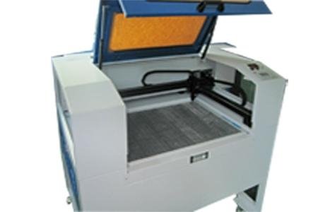 GL-640 laser cutting machine 3