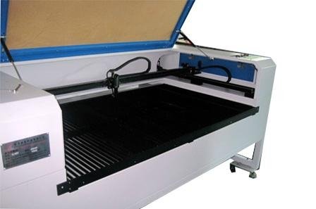 GuanLi 1280 Laser cutting machine 2