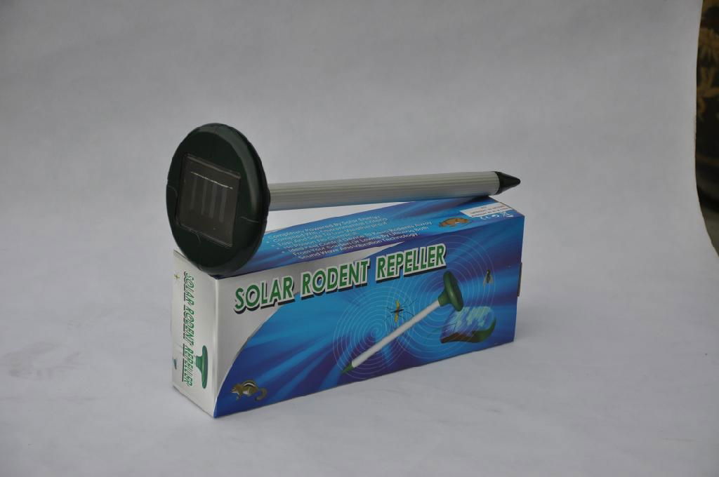 Solar Rodent Repeller 4