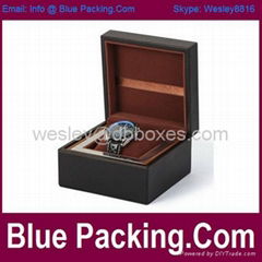 Superior watch box