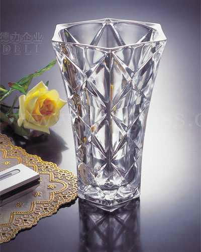 Glass vase