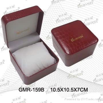 Plastic watch box 4