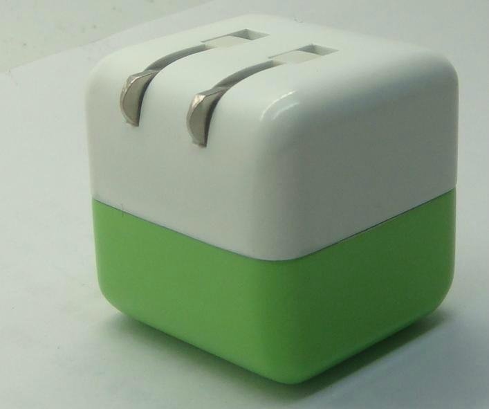 USB travel charger 2