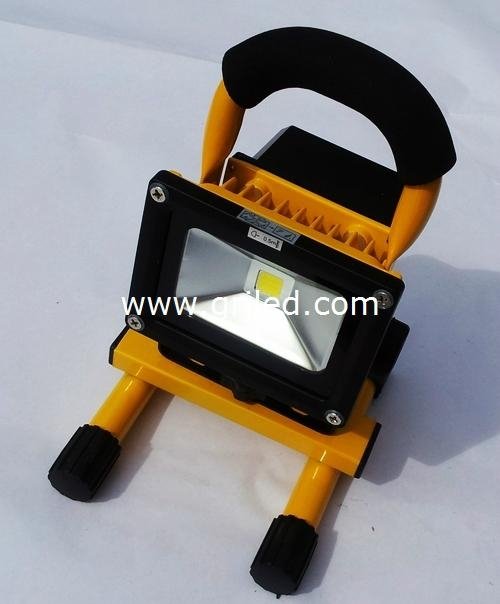 Portable Rechargeable LED Flood Light 5W 6hours 3