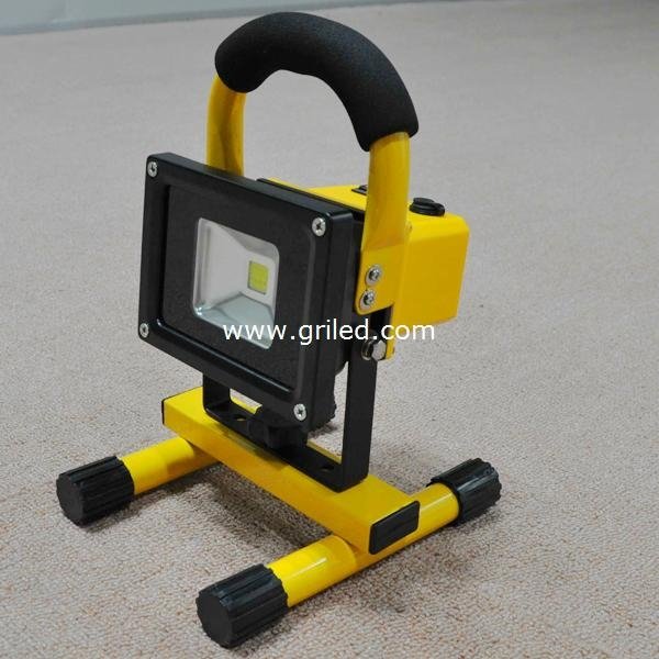 Portable Rechargeable LED Flood Light 5W 6hours 5