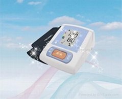 Arm digital blood pressure monitor  