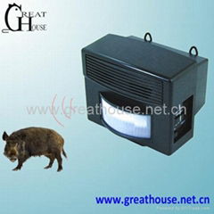 Ultrasonic wild animal Repeller GH-326