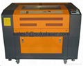 Laser cutting machine with knife table 1