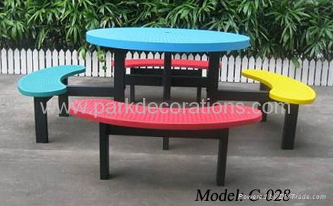 香港休闲庭院套椅 花园铁制套椅 户外铁制圆形桌