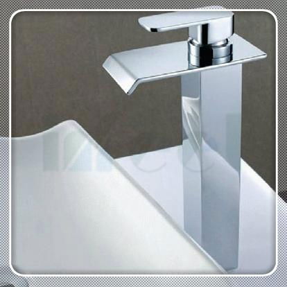 brass waterfall basin faucet 4