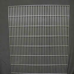 Barbecue grill panels with stainless steel wire for roasting