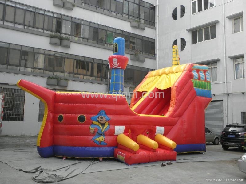inflatable bouncer pirate ship 5