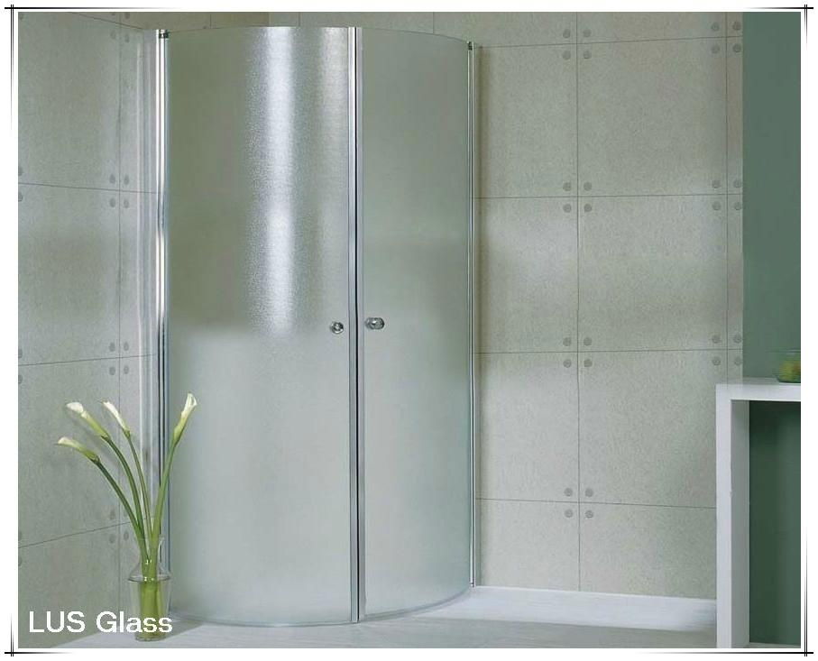 flat shower room glass