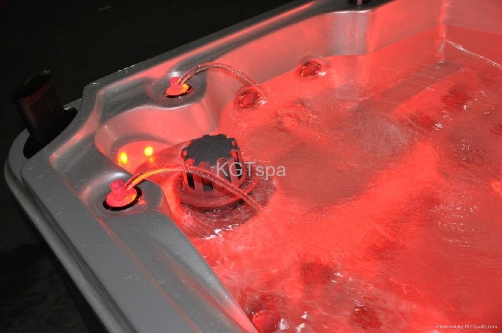 Small spa jacuzzi hot tub 4