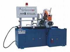 Fully-automatic metal circular sawing machine