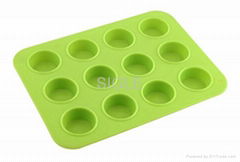 12-CUP SILCIONE MUFFIN PAN