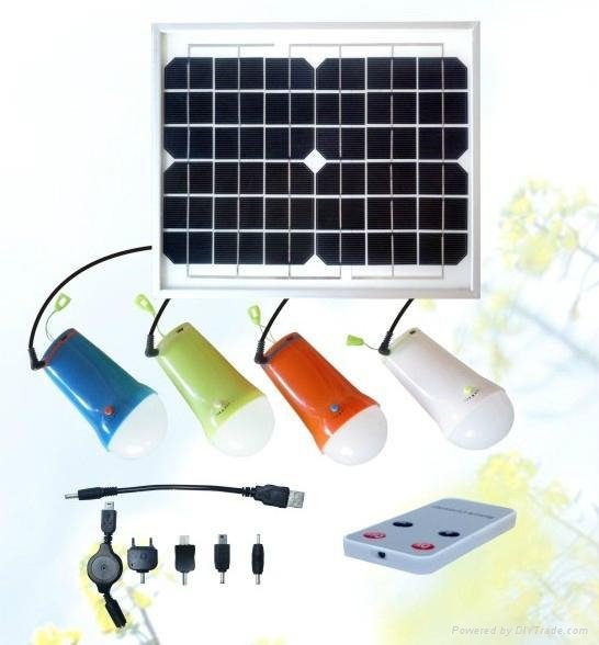 4-pieces portable solar lamp lighting system with phone charger tips