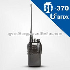 BF-370 VHF/UHF mini two way radio with high capacity battery