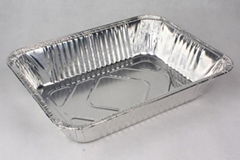 Disposable aluminum foil tray