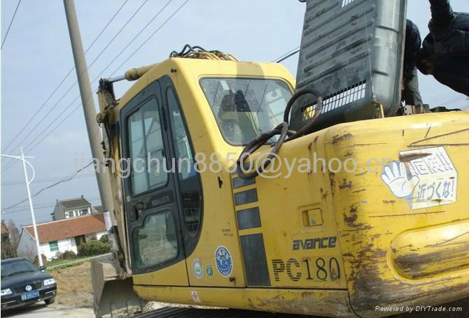 Used Crawler Excavator (Komatsu PC 120-5) 2