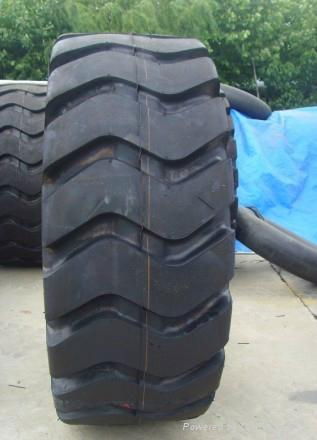 Solid Tire 825-15 5