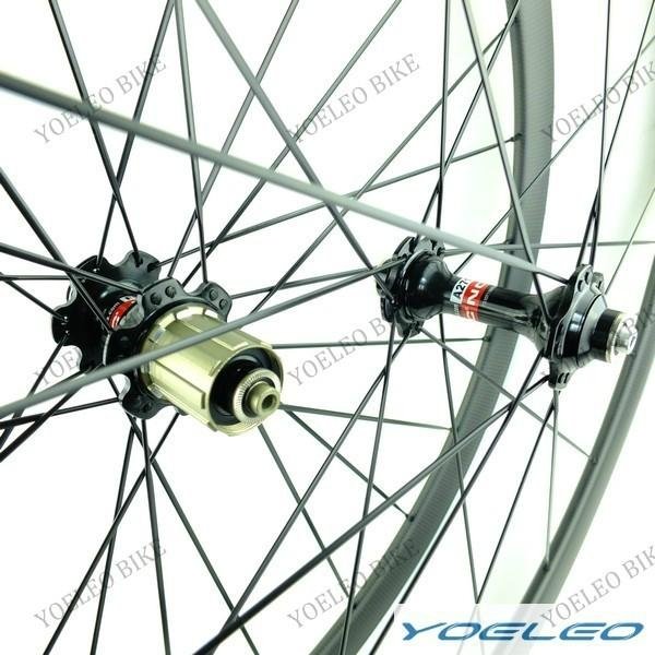 700C 38MM Carbon Clincher Wheels with Alloy Brake Surface 2