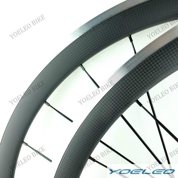700C 38MM Carbon Clincher Wheels with Alloy Brake Surface 4