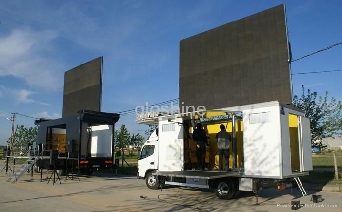 Gloshine P12.5mm Big Bee Metal Art Design Truck Commerical LED TV Display Panel