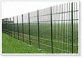 wire mesh fence