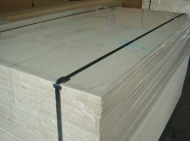 Good Quality Popolar Plywood 4