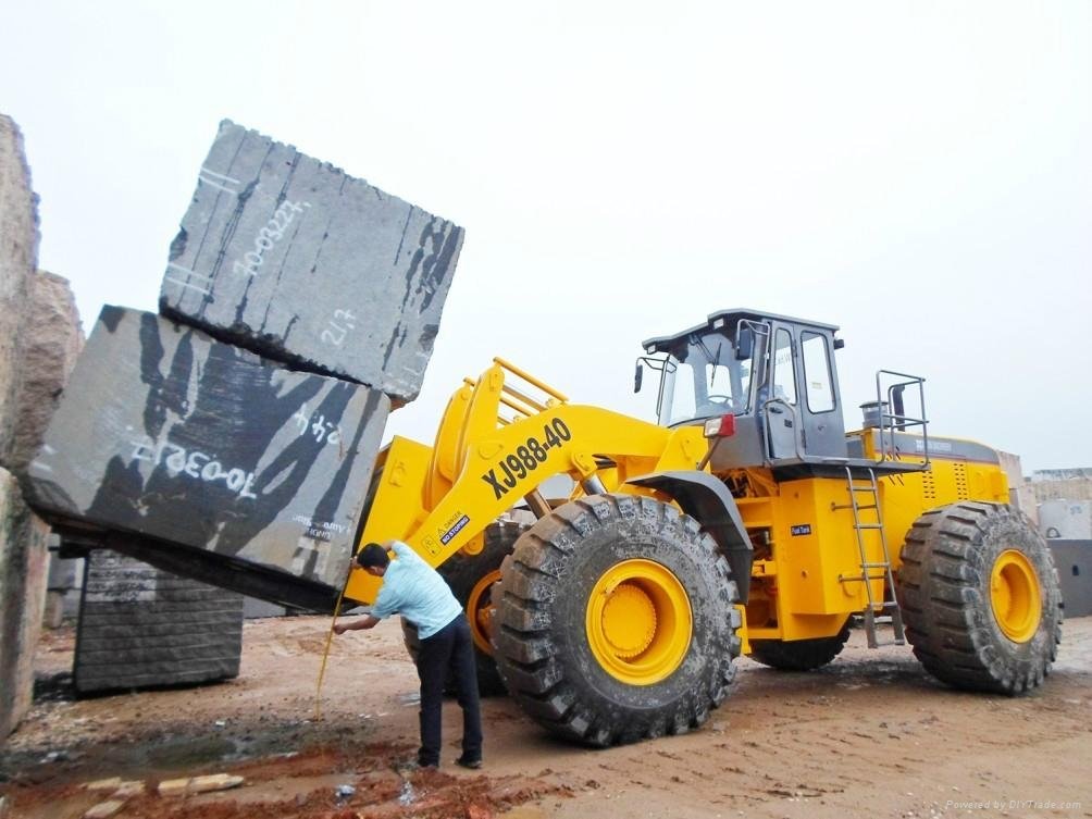 container lift forklift loader with attachment