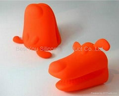 Dog Shape Silicone Oven Mitt 