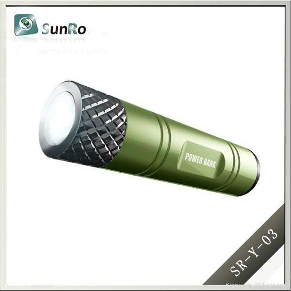 flashlight power bank for iphone 4 and charging an ipad 2 