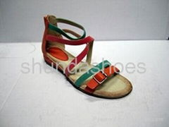 Comfortable fashion into color flat sandals 560-25